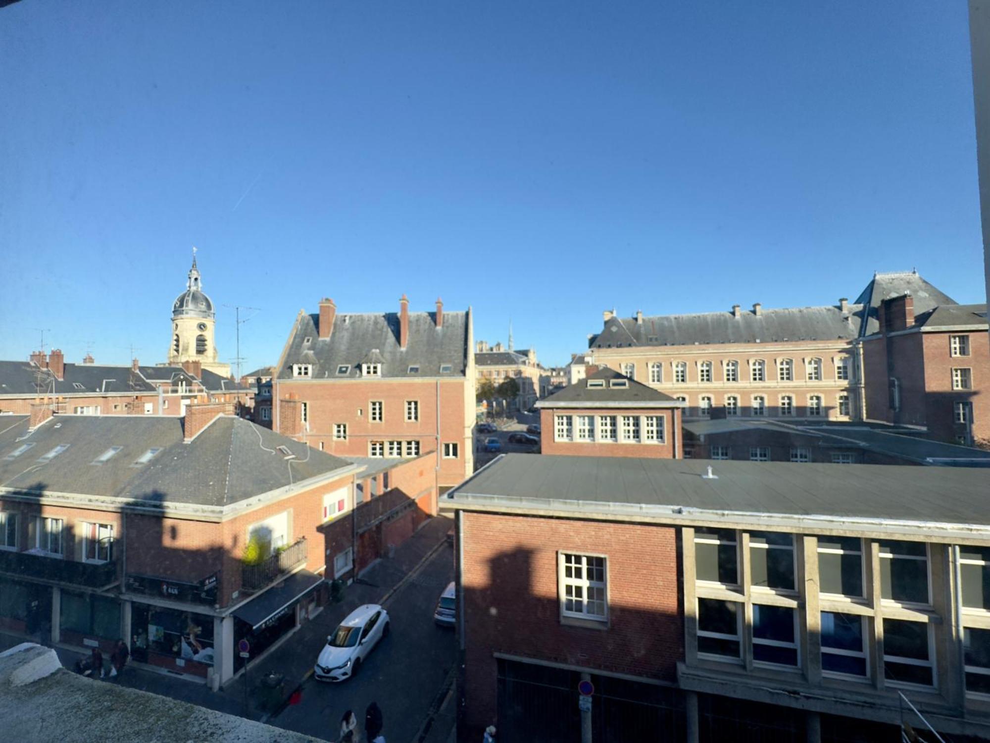 Vue Cathedrale, Beffroi, Netflix En Hyper Centre Apartment Amiens Exterior photo